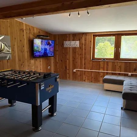 Alpenlodge, 8 *